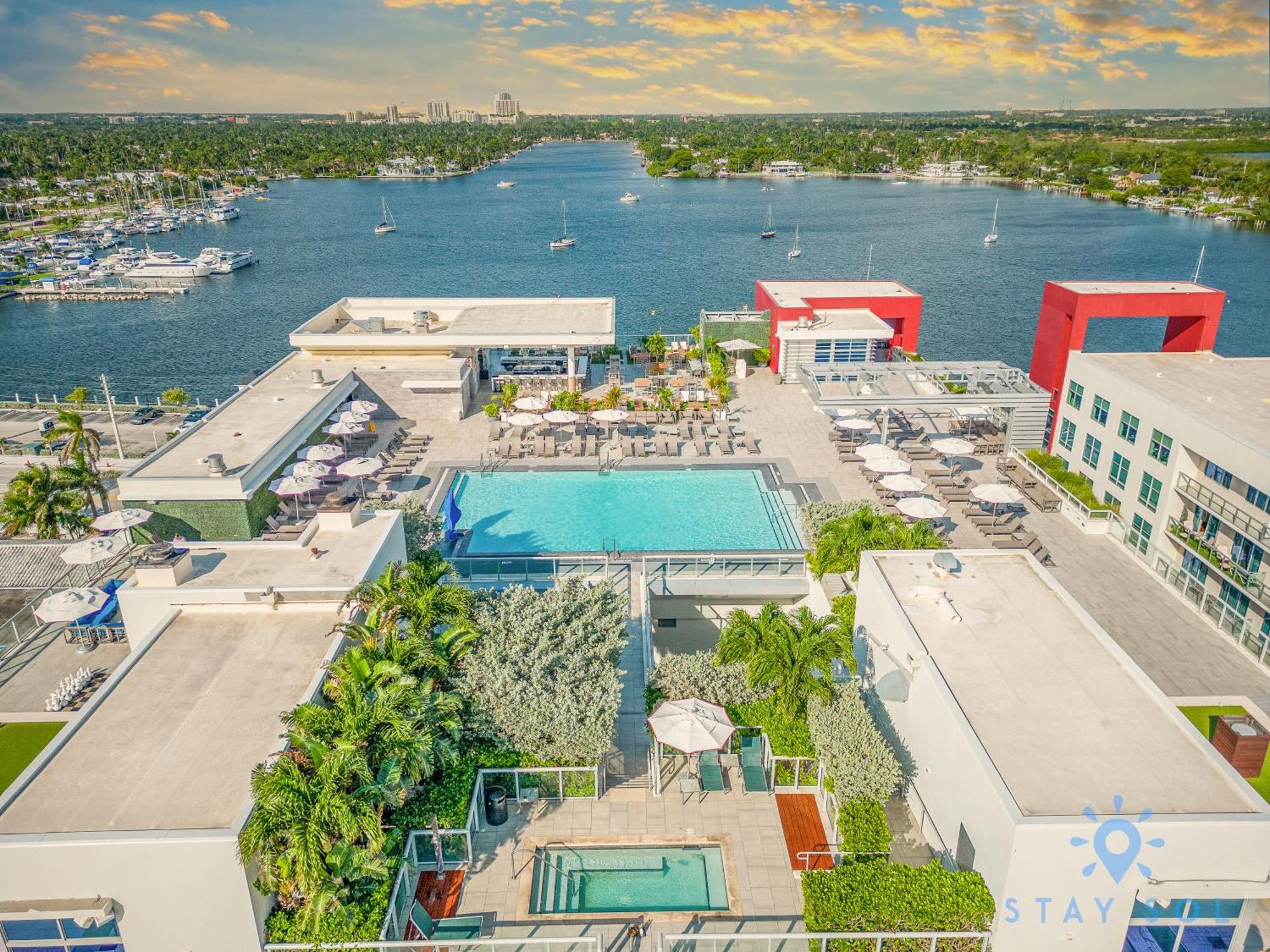 Costa Hollywood Beach Extérieur photo